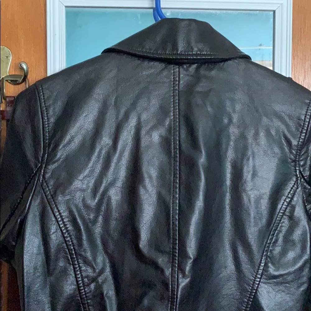 Leather jacket - Picture 5 of 5
